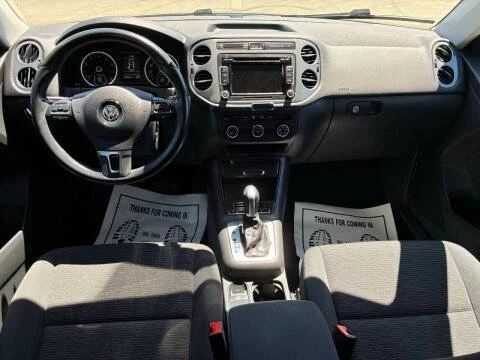 2015 Volkswagen Tiguan - Image 9 of 13
