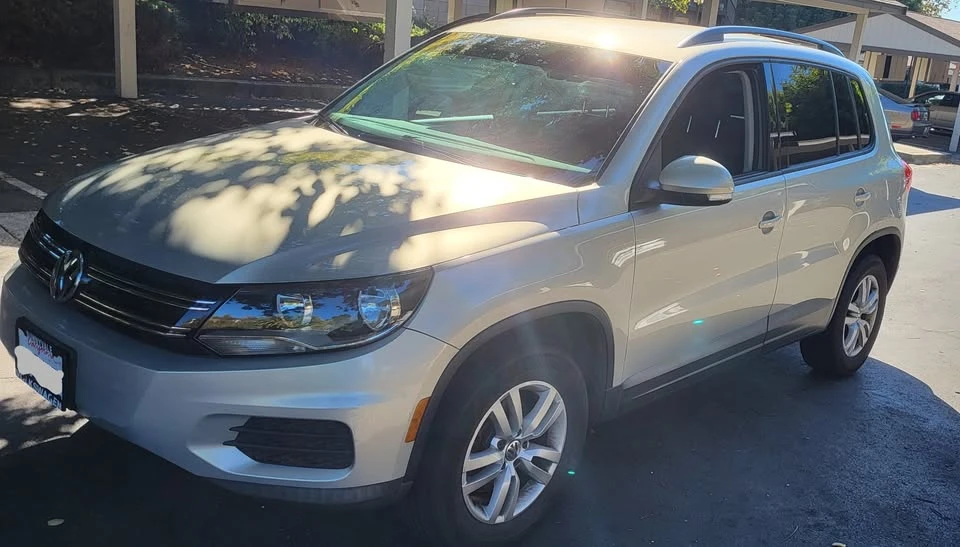 2015 Volkswagen Tiguan - Image 3 of 11