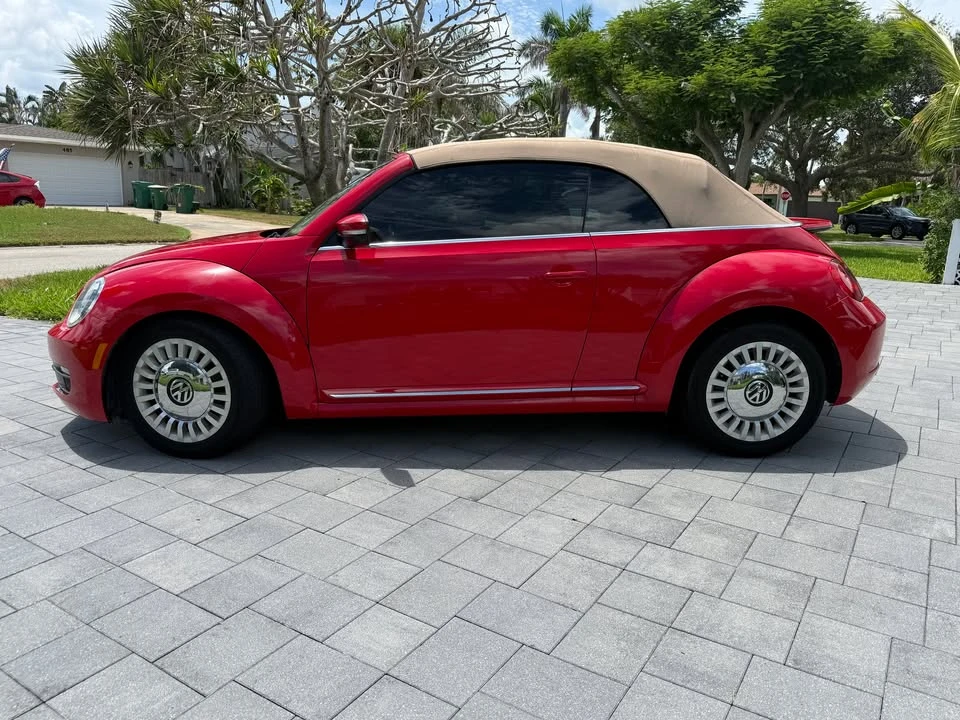2015 Volkswagen A5 Beetle - Image 4 of 10