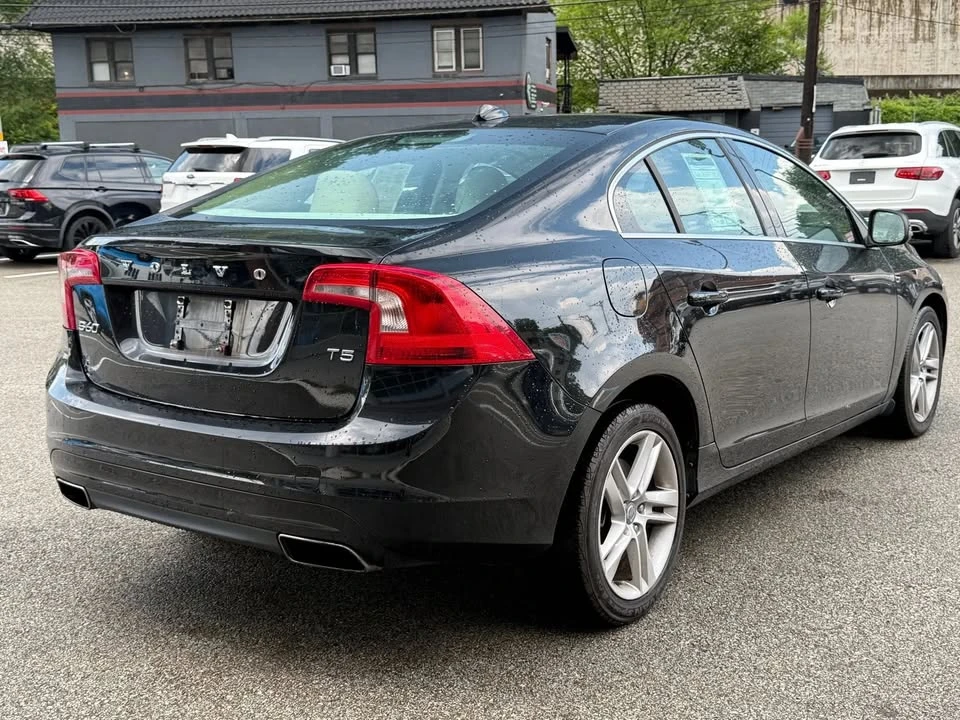 2015 Volvo S60 2nd Gen - Image 5 of 8
