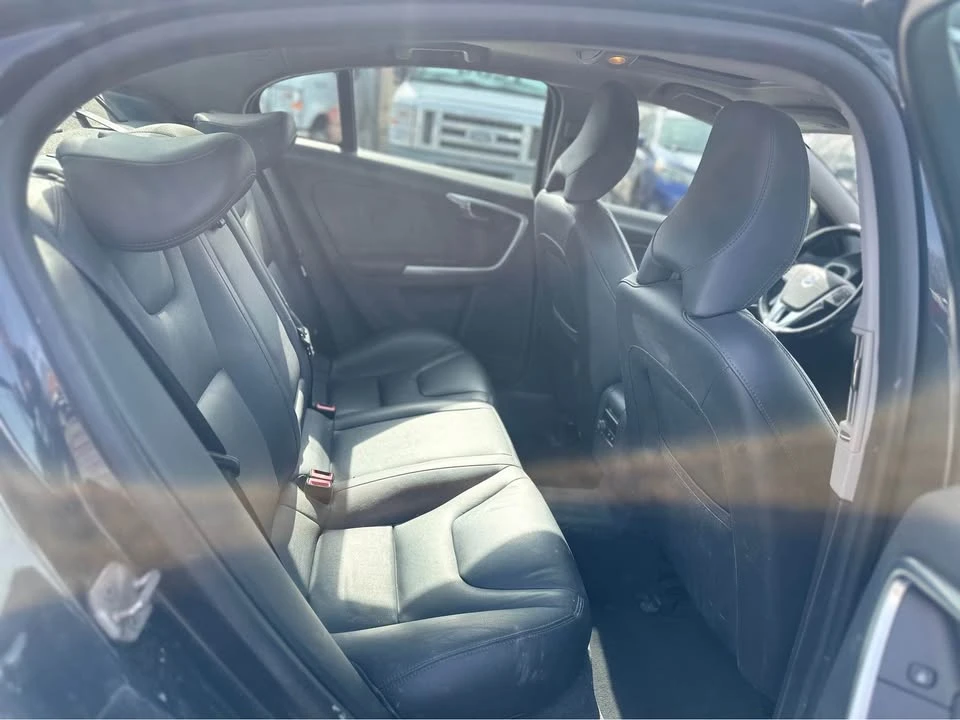 2015 Volvo S60 2nd Gen - Image 14 of 15
