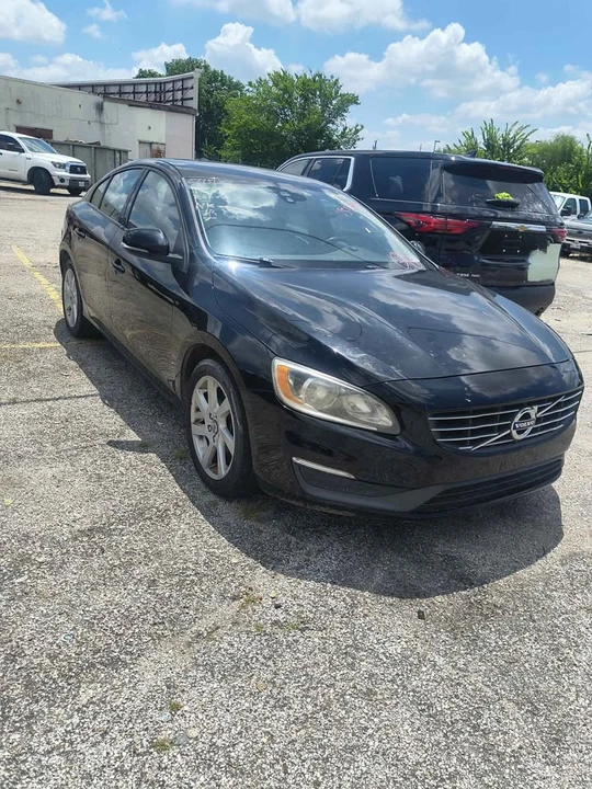 2015 Volvo S60 2nd Gen - Image 2 of 7