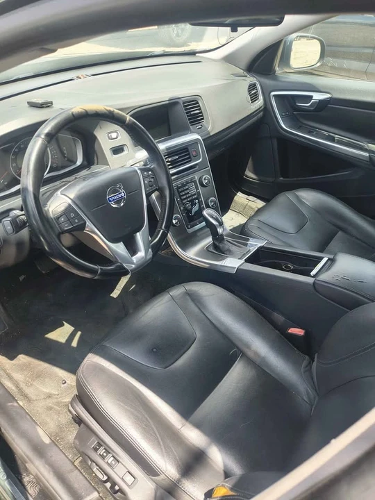 2015 Volvo S60 2nd Gen - Image 7 of 7
