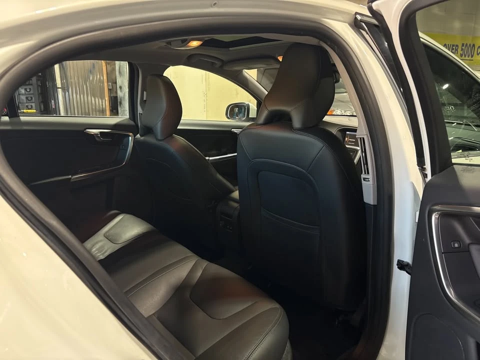 2015 Volvo S60 2nd Gen - Image 13 of 20