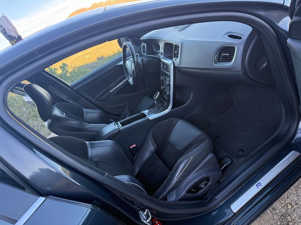 2015 Volvo S60 2nd Gen - Image 26 of 31