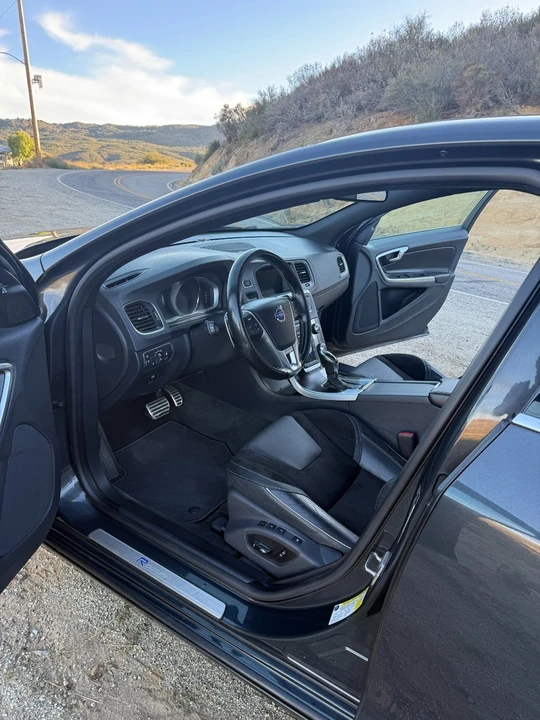 2015 Volvo S60 2nd Gen - Image 14 of 31