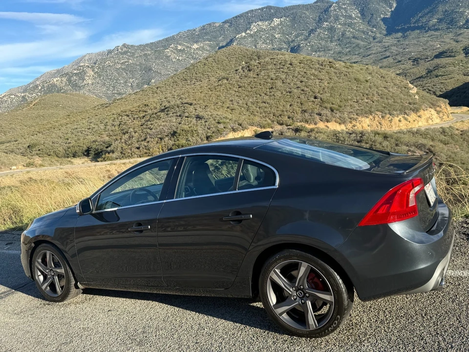 2015 Volvo S60 2nd Gen - Image 6 of 31