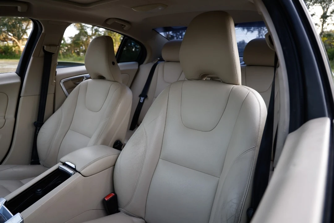 2015 Volvo S60 1st Gen - Image 6 of 12
