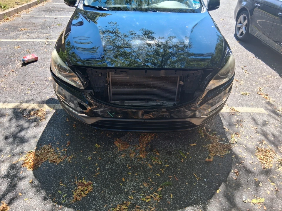 2015 Volvo S60 2nd Gen - Image 4 of 6