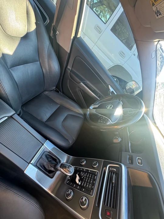 2015 Volvo S60 3rd Gen - Image 11 of 18