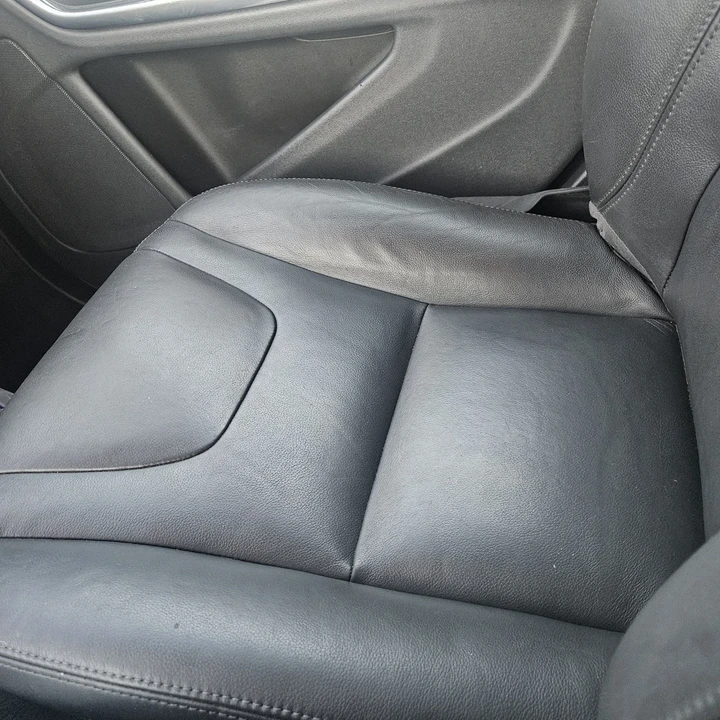 2015 Volvo S60 3rd Gen - Image 8 of 13