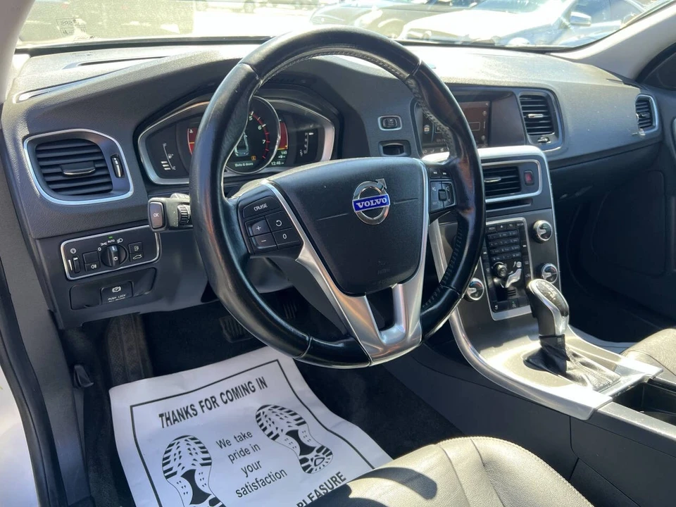 2015 Volvo S60 2nd Gen - Image 8 of 17