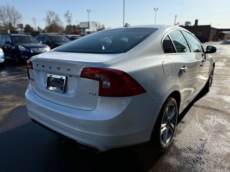 2015 Volvo S60 2nd Gen - Image 5 of 19