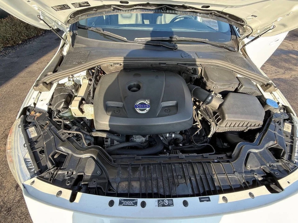 2015 Volvo S60 2nd Gen - Image 18 of 19
