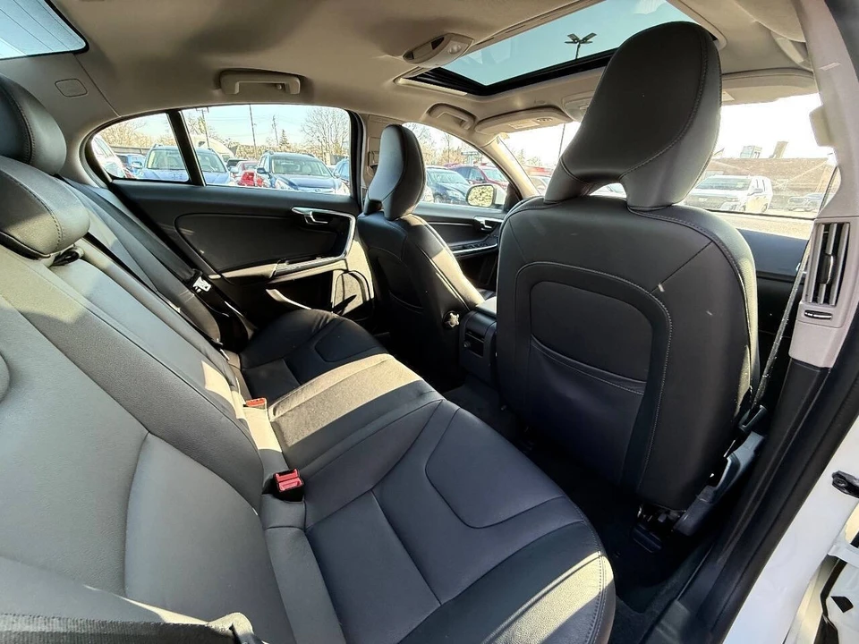 2015 Volvo S60 2nd Gen - Image 12 of 19