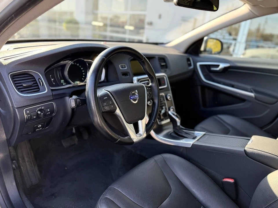 2015 Volvo S60 2nd Gen - Image 9 of 19
