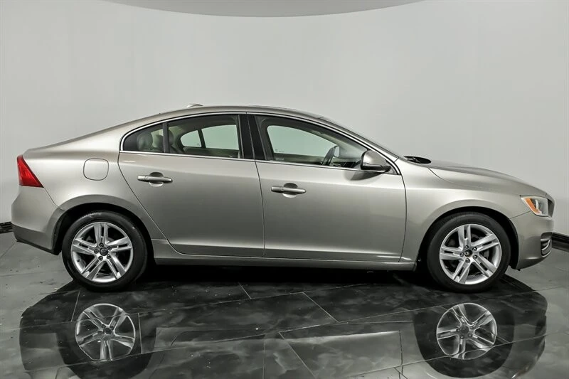 2015 Volvo S60 2nd Gen - Image 10 of 28