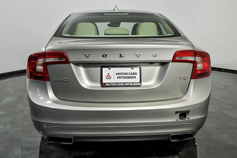 2015 Volvo S60 2nd Gen - Image 8 of 28