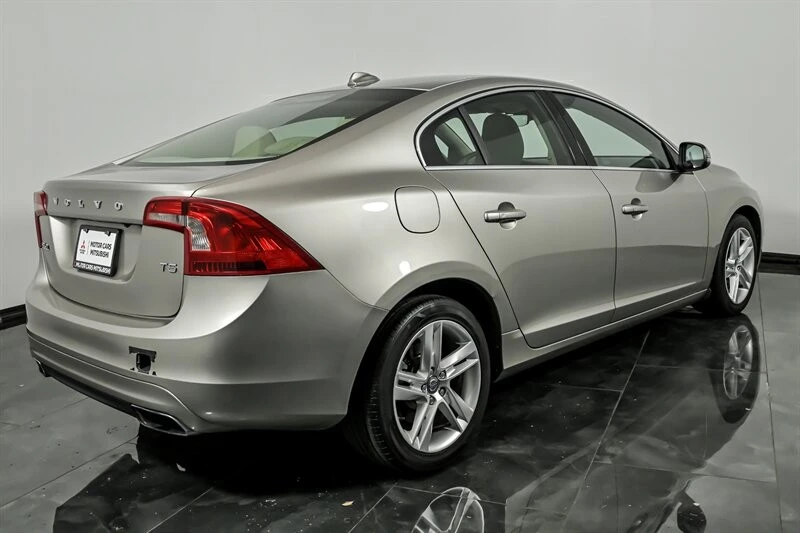 2015 Volvo S60 2nd Gen - Image 9 of 28