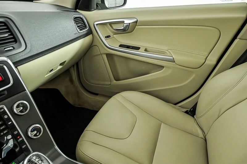 2015 Volvo S60 2nd Gen - Image 28 of 28