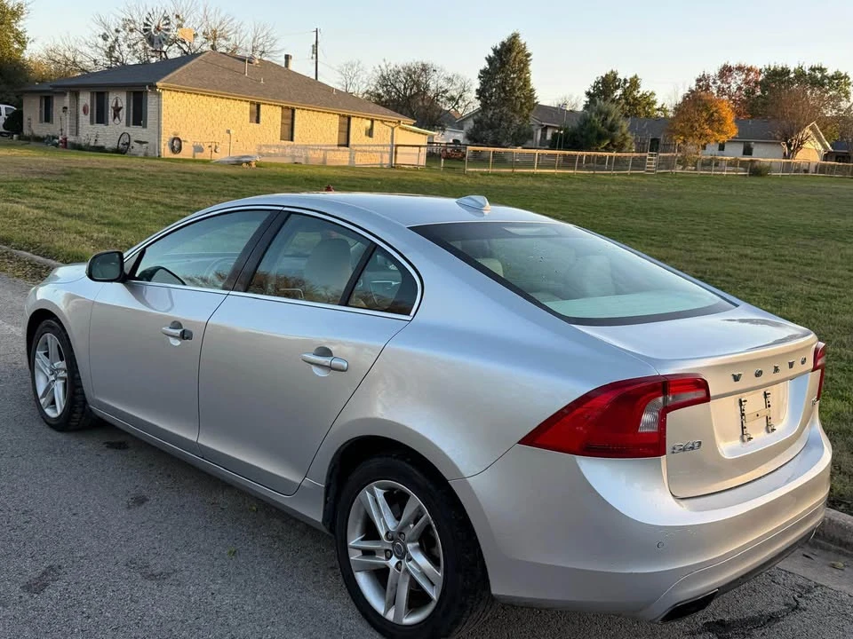 2015 Volvo S60 2nd Gen - Image 3 of 10