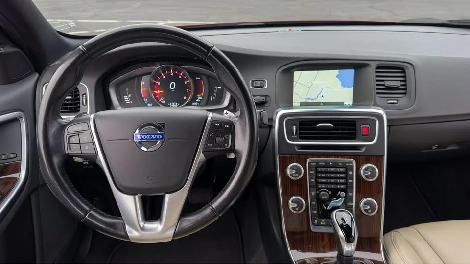 2015 Volvo S60 2nd Gen - Image 9 of 13
