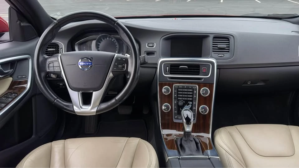 2015 Volvo S60 2nd Gen - Image 8 of 13