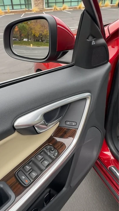 2015 Volvo S60 2nd Gen - Image 11 of 13