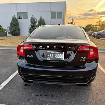 2015 Volvo S60 T5 Platinum Sedan 4D