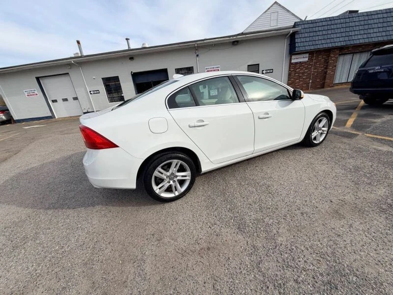 2015 Volvo S60 2nd Gen - Image 8 of 12