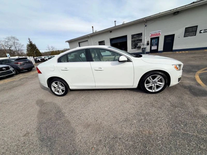 2015 Volvo S60 2nd Gen - Image 11 of 12