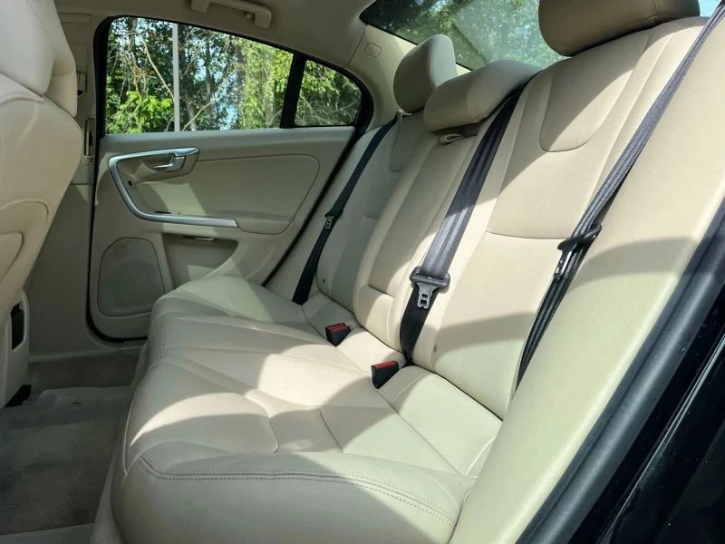 2015 Volvo S60 2nd Gen - Image 11 of 12