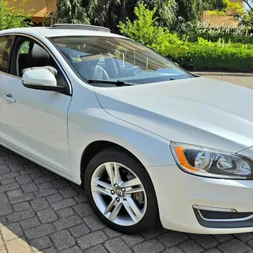 2015 Volvo S60 T5 Premier Plus AWD