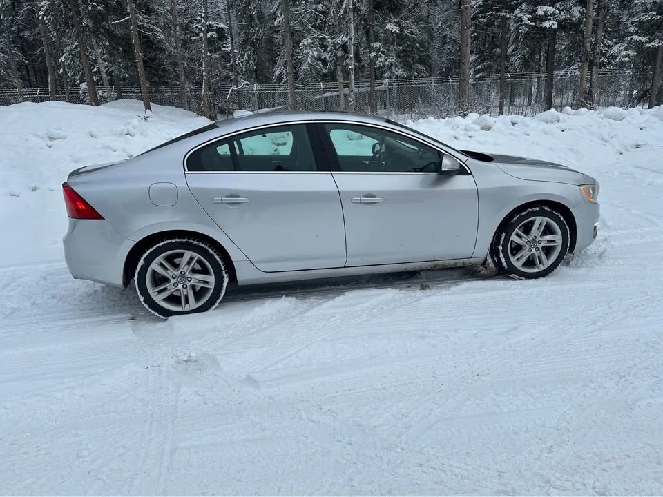 2015 Volvo S60 2nd Gen - Image 13 of 21
