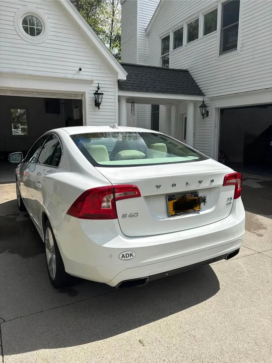 2015 Volvo S60 2nd Gen - Image 6 of 6