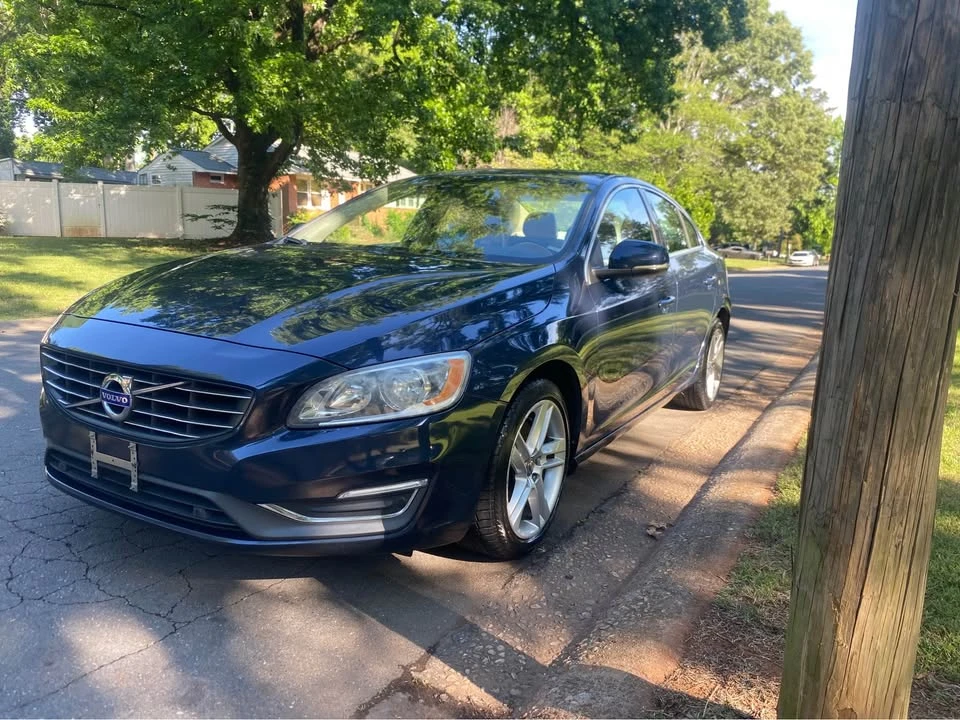 2015 Volvo S60 2nd Gen - Image 2 of 10