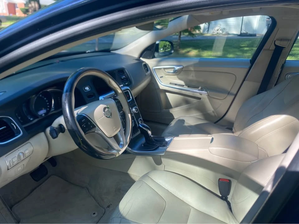 2015 Volvo S60 2nd Gen - Image 6 of 10