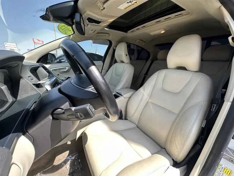 2015 Volvo S60 2nd Gen - Image 10 of 12