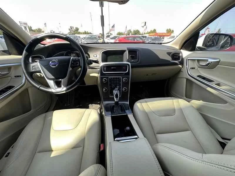 2015 Volvo S60 2nd Gen - Image 9 of 12
