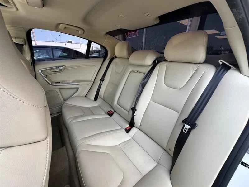 2015 Volvo S60 2nd Gen - Image 8 of 12