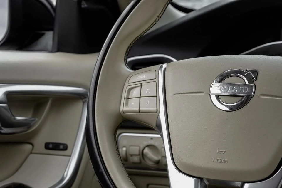 2015 Volvo S60 2nd Gen - Image 14 of 20
