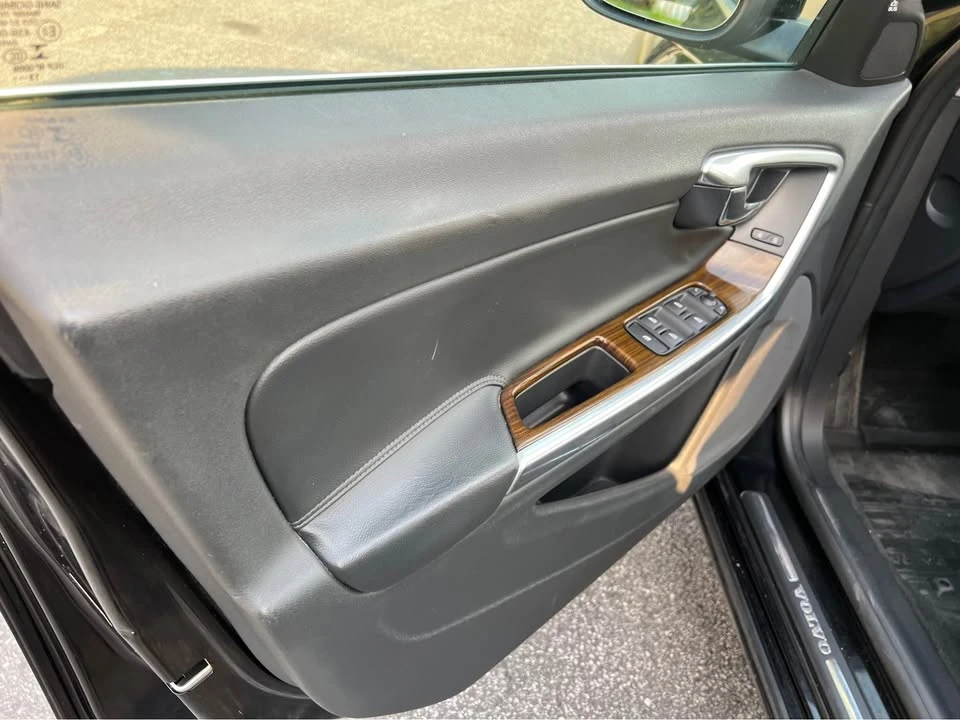2015 Volvo S60 2nd Gen - Image 13 of 20