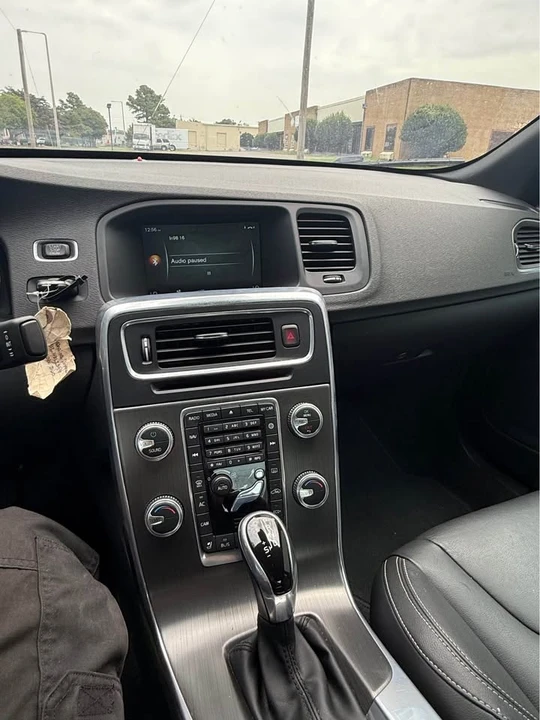 2015 Volvo S60 2nd Gen - Image 17 of 18