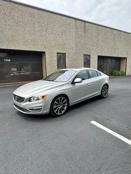 2015 Volvo S60 T5 Premier Sedan 4D