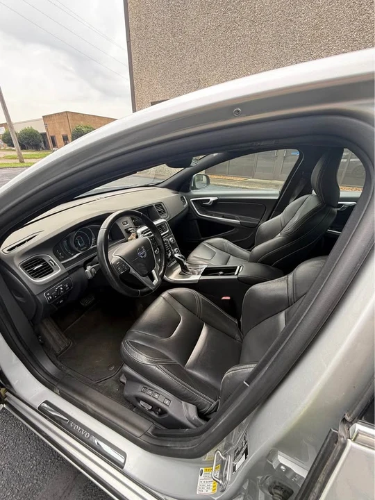 2015 Volvo S60 2nd Gen - Image 9 of 18