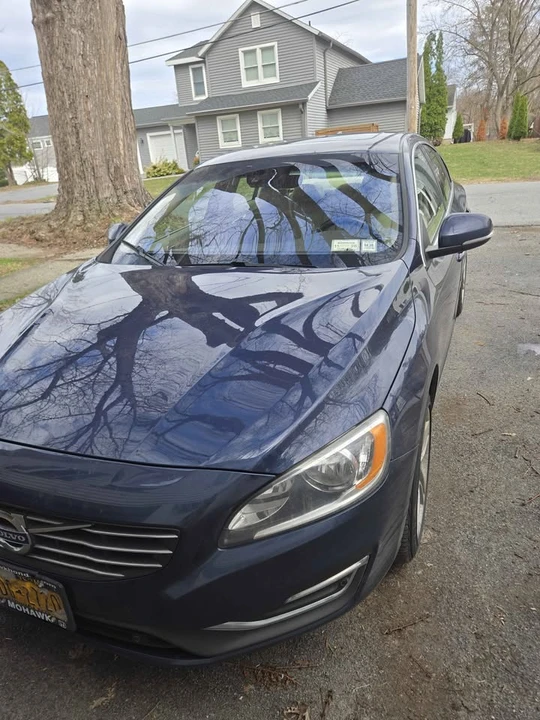 2015 Volvo S60 2nd Gen - Image 2 of 16
