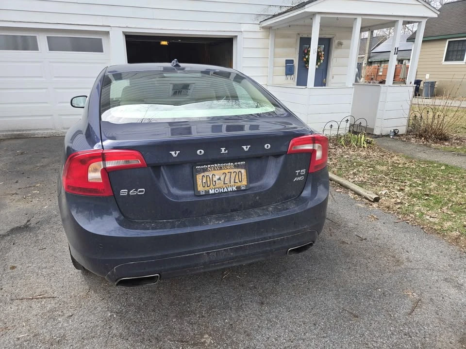 2015 Volvo S60 2nd Gen - Image 3 of 16