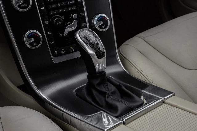 2015 Volvo S60 2nd Gen - Image 20 of 21