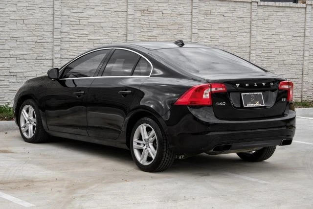 2015 Volvo S60 2nd Gen - Image 9 of 21