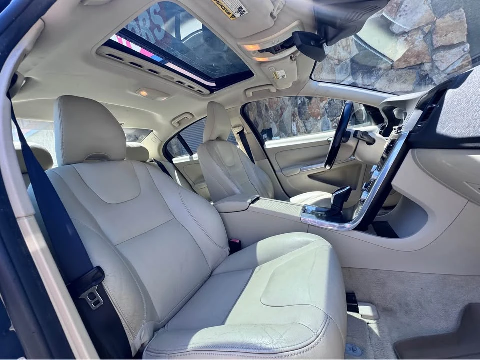 2015 Volvo S60 2nd Gen - Image 14 of 20